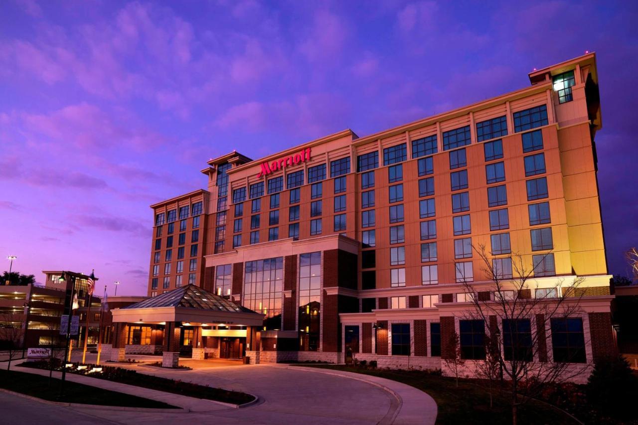 Marriott Bloomington Normal Hotel And Conference Center Kültér fotó